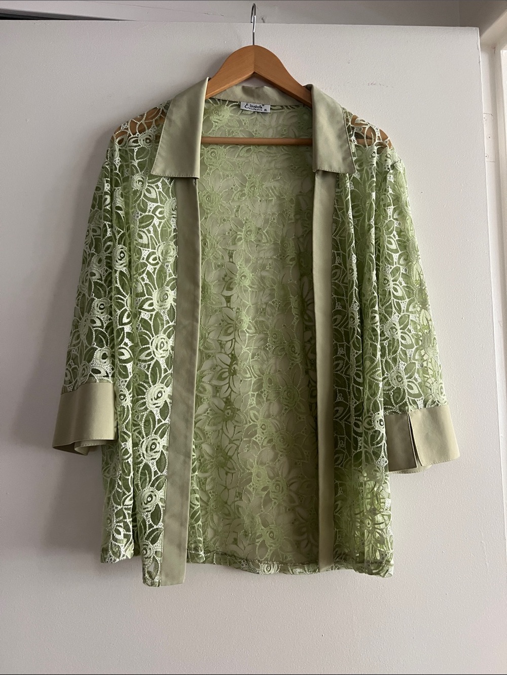 Light Green Lace Open-Front Women's Top